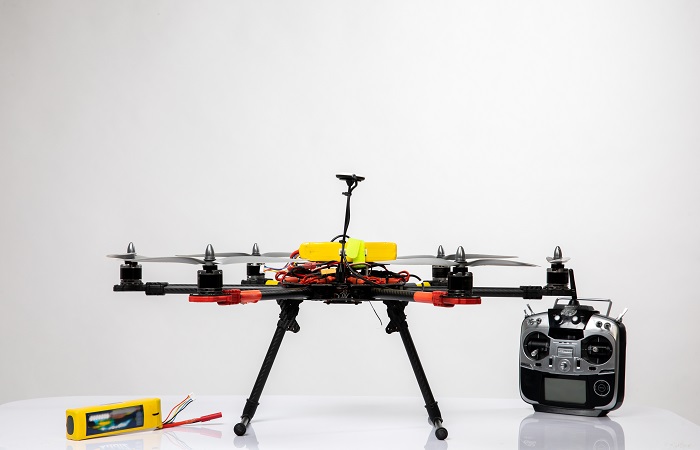 flying drone silver joystick it