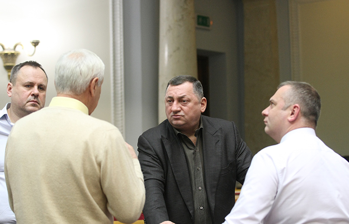 diialnist narodnoho deputata u verkhovnii radi na pochatku 9 sesii