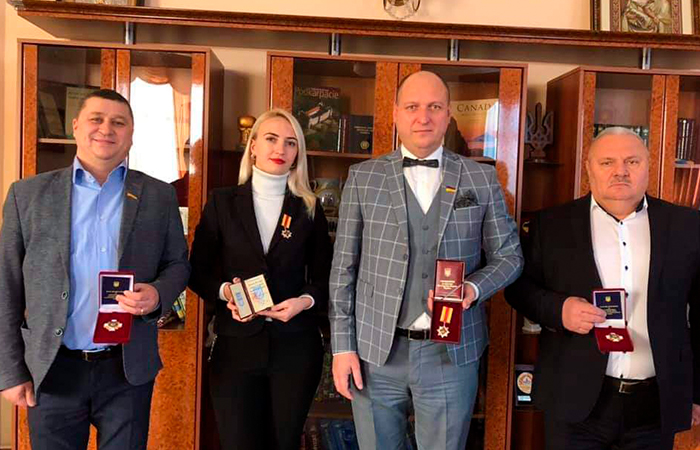 kerivnytstvo khmelnytskoi oblasti nahorodzheno medalliu za spryiannia zsu