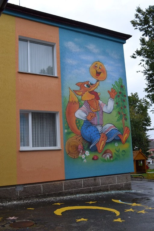 charivne perevtilennia dytiachoho sadochku kazka v horodku8