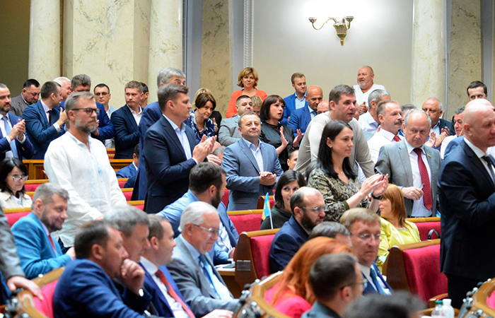 zakon pro antykoruptsiinyi sud pryiniato