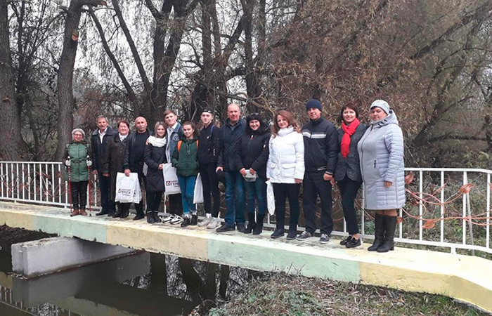u chemerivtsiakh vidkryly mist zakokhanykh